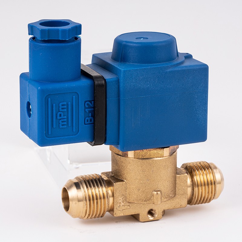 How Does a Refrigeration Unit Industrial Solenoid Valve Improve Cooling System Performance?